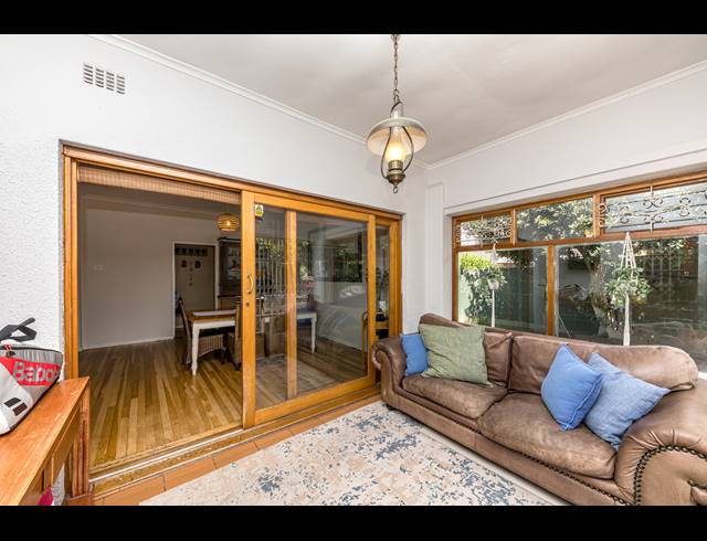 4 BEDROOM HOUSE TO LET IN NEWLANDS